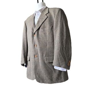 Harry Rosen Wool-Cashmere Blazer by J.P. Tilford SamuelSohn, Size 43 Short